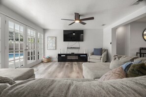 TV, video games, table tennis, music library