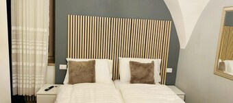 Business room & private bathroom