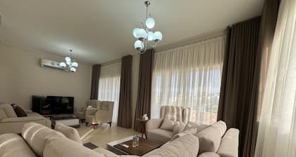 Welcoming 3-bedroom apartment with AC in Giza Governorate