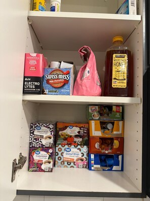 Food and drink - Cozy 1-bedroom apartment with AC, fitness room in enjoyable Seattle (Seattle)