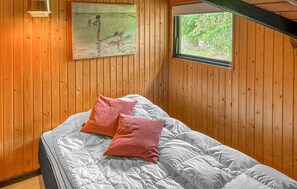 2 soverom, strykejern/-brett og wi-fi (inkludert)