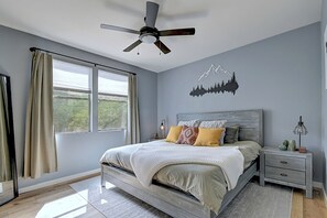 3 bedrooms, iron/ironing board, free WiFi, bed sheets