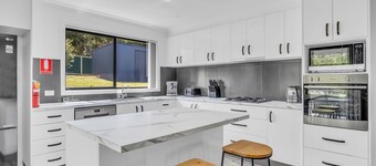 Tura Beach Escape - A spacious Holiday Property in the heart of Tura Beach