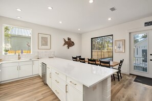 Interior - 76 Sunfish St, Brand New, Pool & Spa, 340 yards to Beach! (Destin)