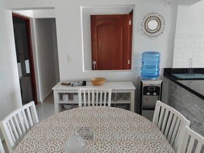 Villa, 3 Bedrooms, Smoking | Dining room