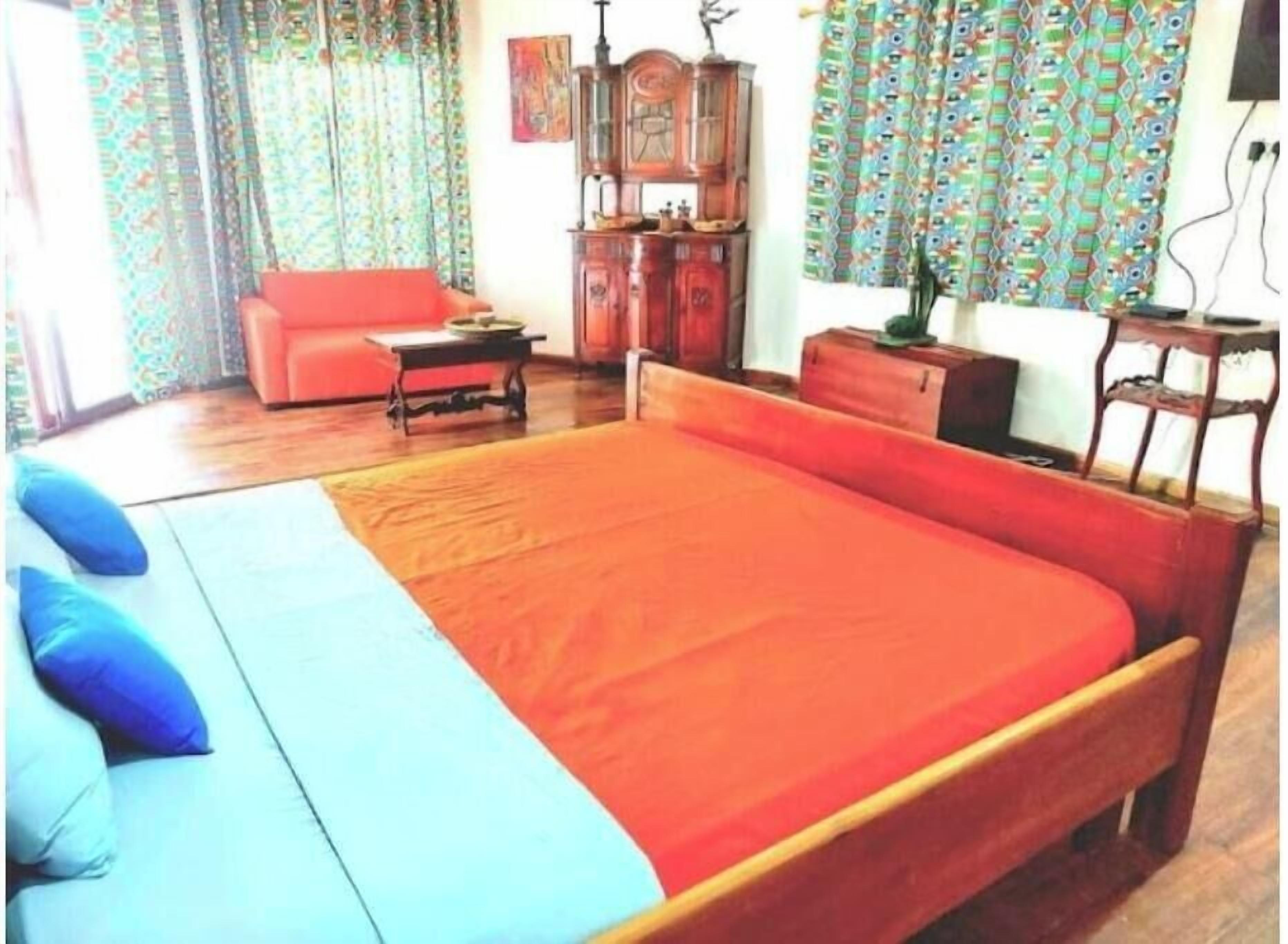 1 bedroom, internet, bed sheets