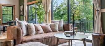 Nature Retreat, Sauna, Hot Tub, Gameroom, Fire Pit