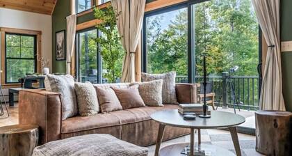 Nature Retreat, Sauna, Hot Tub, Gameroom, Fire Pit