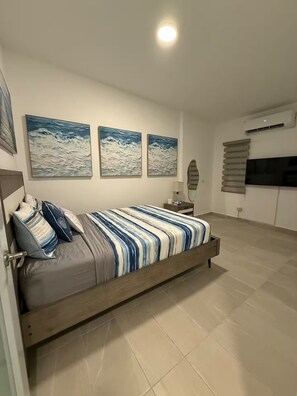 1 chambre, fer et planche à repasser, accès Internet, draps fournis