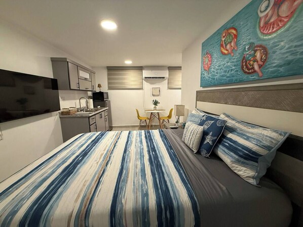 1 habitación, tabla de planchar con plancha, wifi y ropa de cama 