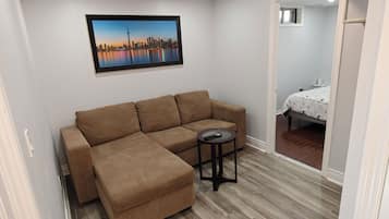 Bügeleisen/Bügelbrett, WLAN, Bettwäsche