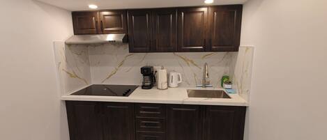 Mikroaaltouuni, liesi