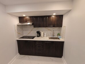 Mikrobølgeovn og kokeplater