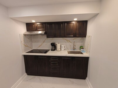 Pleasant Stay Mississauga