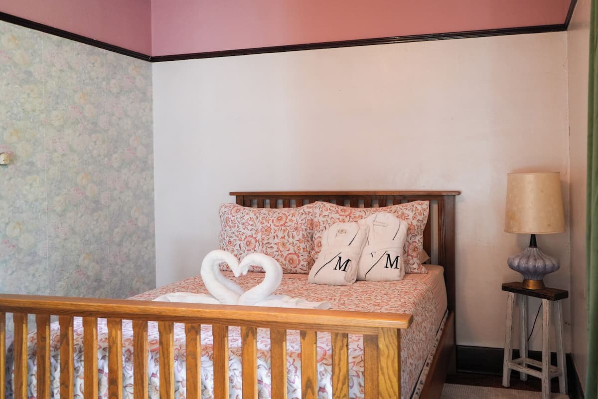 Deluxe Apartment, Non Smoking, Garden View | Free WiFi
