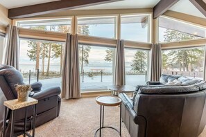 Interior - Flathead Lake Villa- Pool, Hot Tub, Lake Dock (Lakeside)