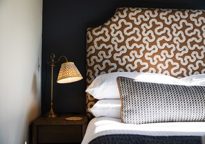 Berço de viagem, Wi-Fi de cortesia, roupa de cama