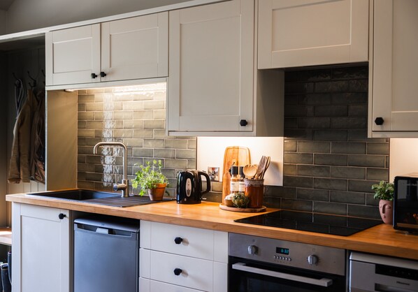 Fridge, microwave, oven, toaster