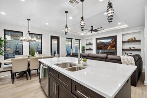 Interior - Oasis at Pecan Valley l Resort Access Included (Hurricane)