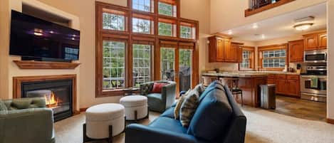 المنشأة من الداخل