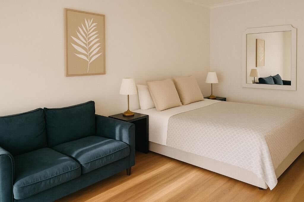 Espacio para trabajar con laptop y wifi gratis 