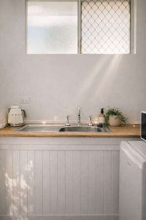 디럭스 더블룸 | 전용 주방 | 전자레인지