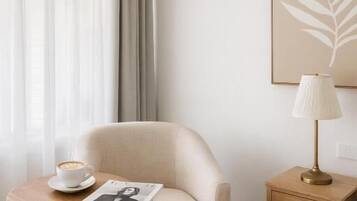 Deluxe tweepersoonskamer | Een laptopwerkplek, gratis wifi