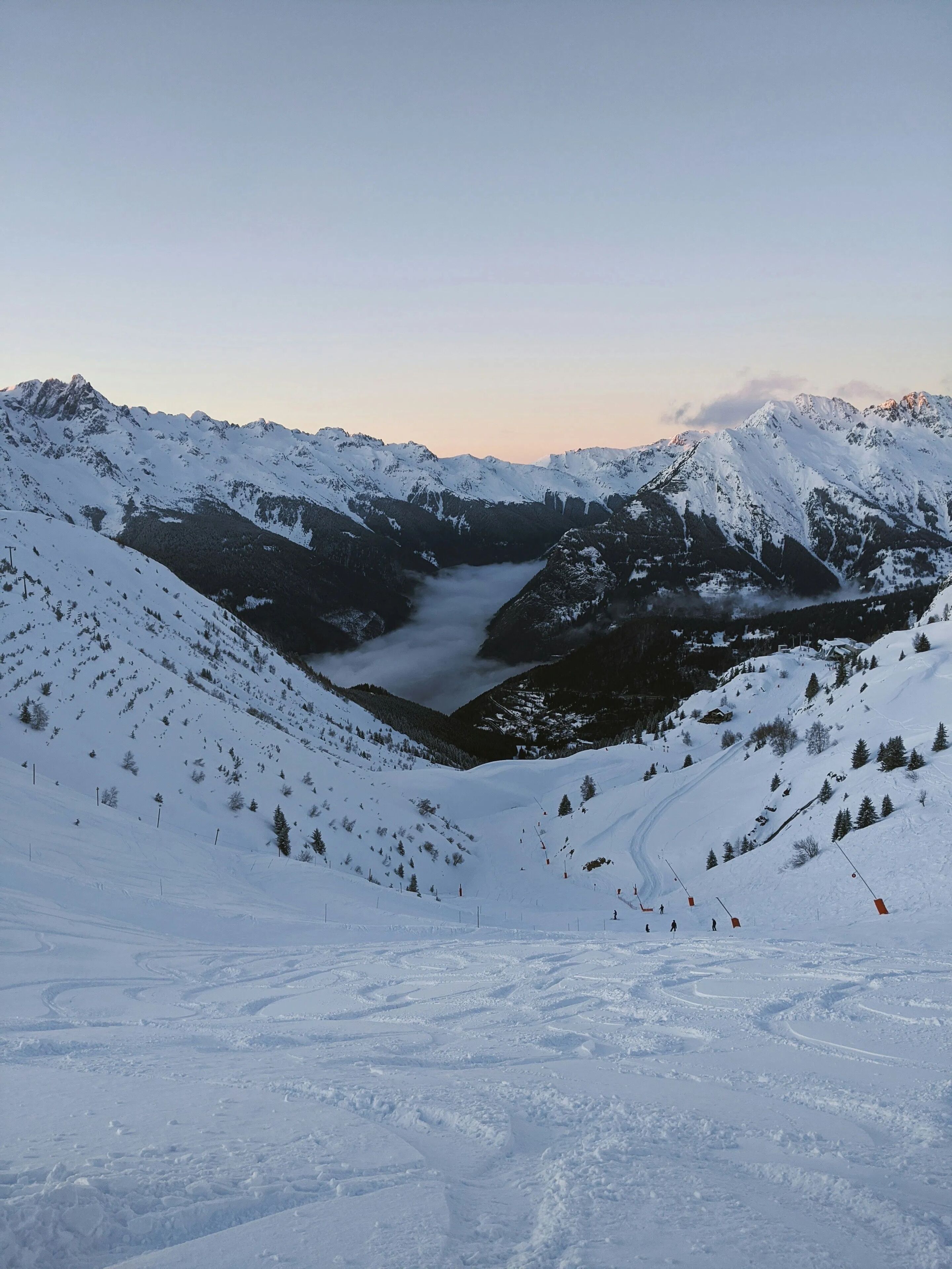 Sunset settles over the Alpe d'Huez pistes, best followed by a soak in the sauna