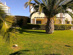 Property grounds - Cvl Club House (Lagos)