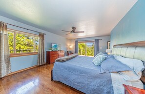 3 Schlafzimmer, Schreibtisch, Bügeleisen/Bügelbrett, kostenloses WLAN