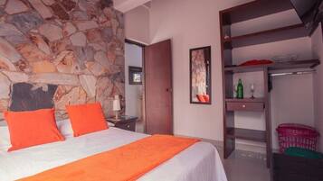 Comfort Double Room | Desk, laptop workspace, free WiFi