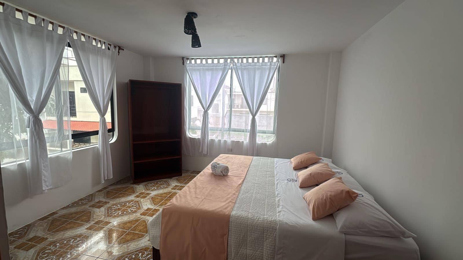 Single Room, Harbor View | Desk, free WiFi