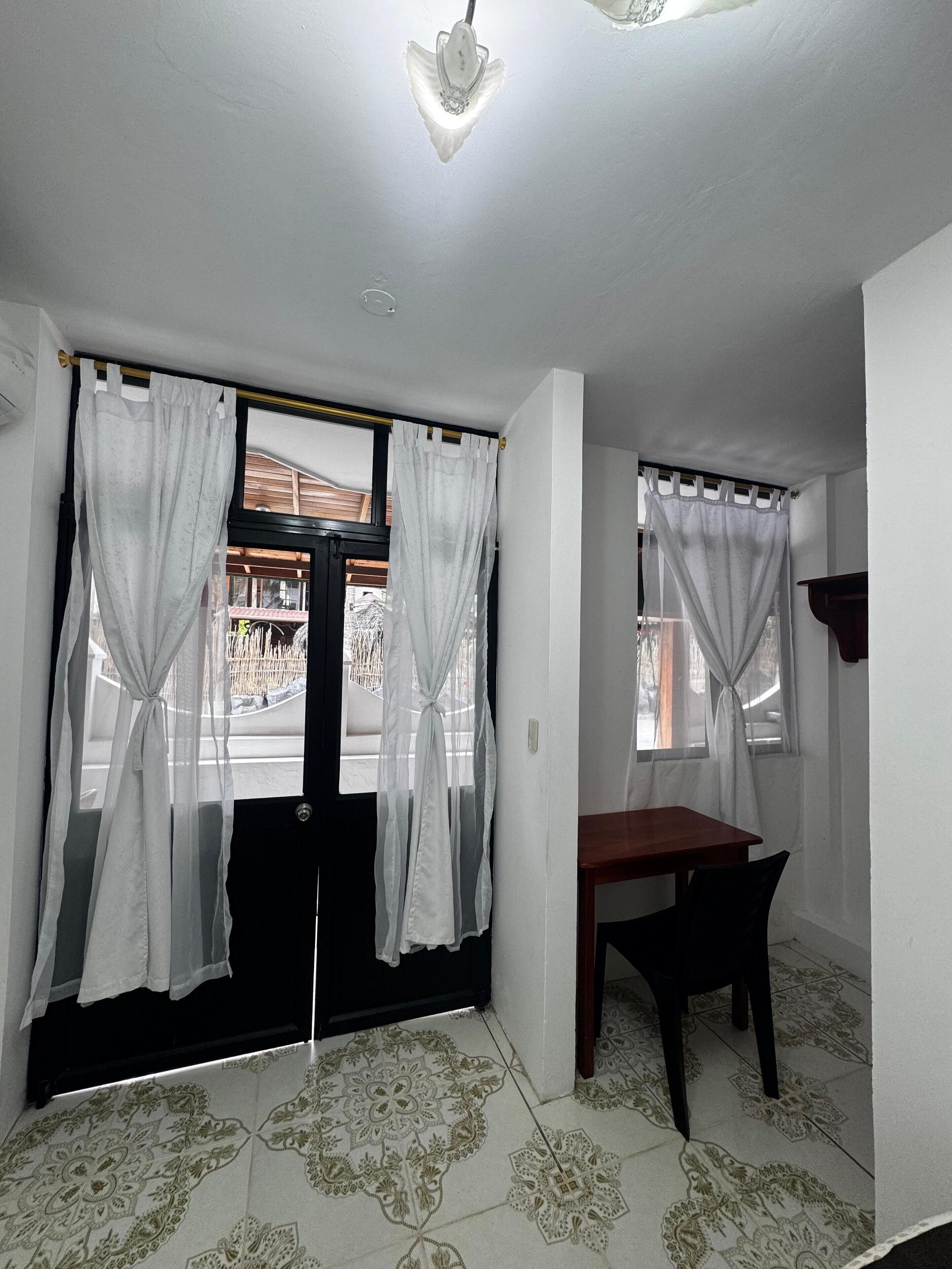 Comfort Single Room | Desk, free WiFi