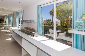 تناول الطعام