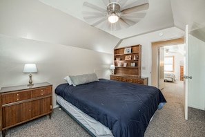 4 bedrooms, WiFi, bed sheets