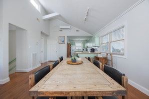 Dining - 6077- Sunshine Daydream - Nags Head Coastal Retreat Near Beach (Nags Head)