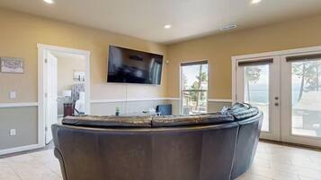 TV, ping pong, books