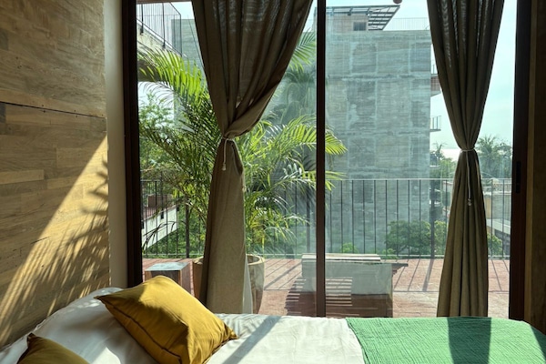 Dobbeltrom – superior, bassengutsikt | Sengetøy i egyptisk bomull og sengetøy av topp kvalitet