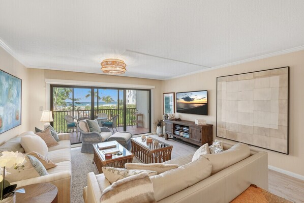 Living area - Sea Oats 134 | 2BR/2BA Boca Grande Gulf View Retreat (Boca Grande)