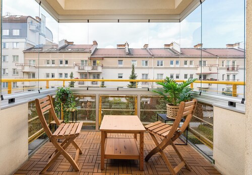 Metro Ursynów Superior Apartment