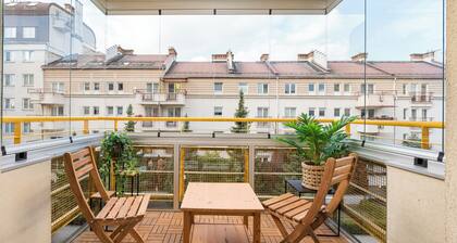 Metro UrsynĂłw Superior Apartment