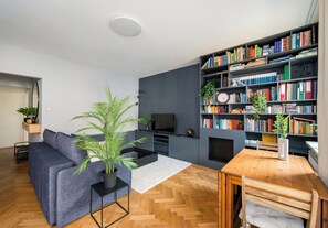 TV