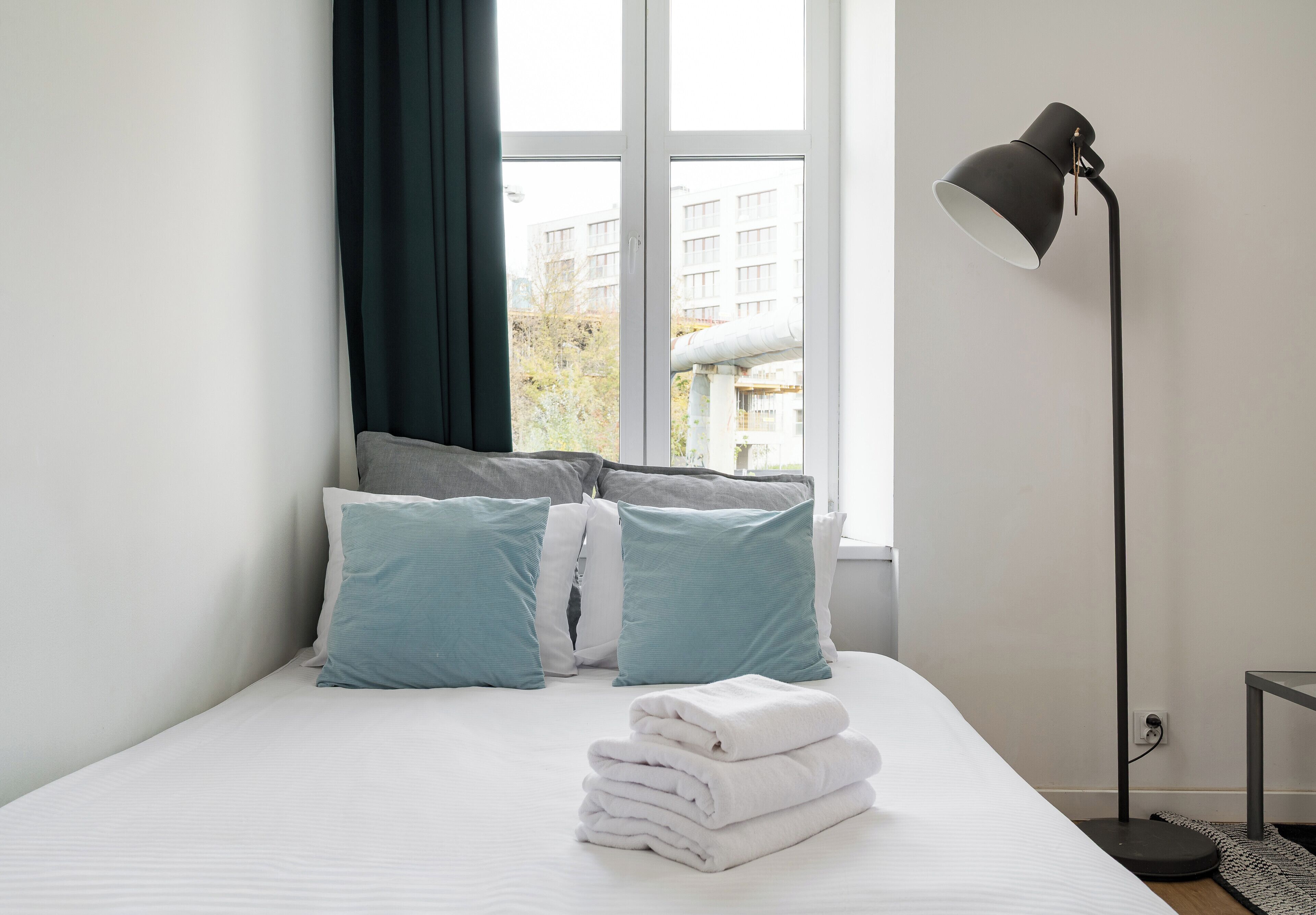 Strykjärn/strykbräda, wi-fi och sängkläder