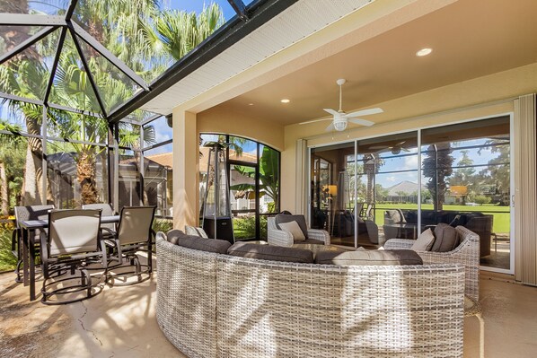 تناول الطعام بالخارج