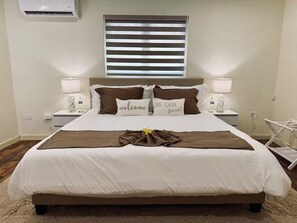 2 bedrooms, iron/ironing board, WiFi