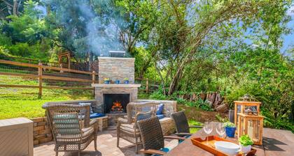 Upcountry Alpaca, Llama and Rabbit working farm