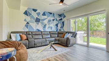 Family House | Living area