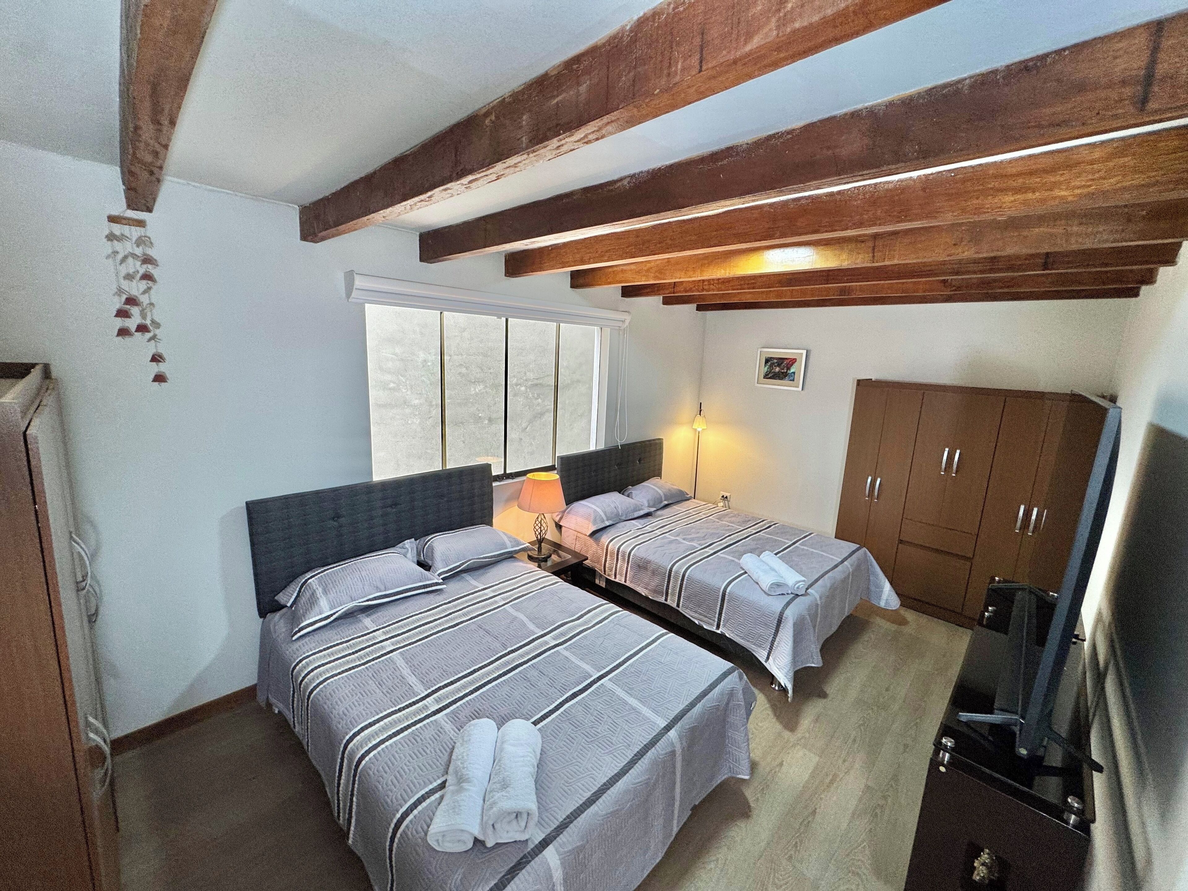 5 bedrooms, iron/ironing board, free WiFi, bed sheets