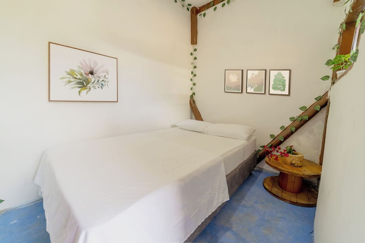 Habitación doble estándar, 1 habitación, vista al mar | Wifi gratis, decoración personalizada y ropa de cama