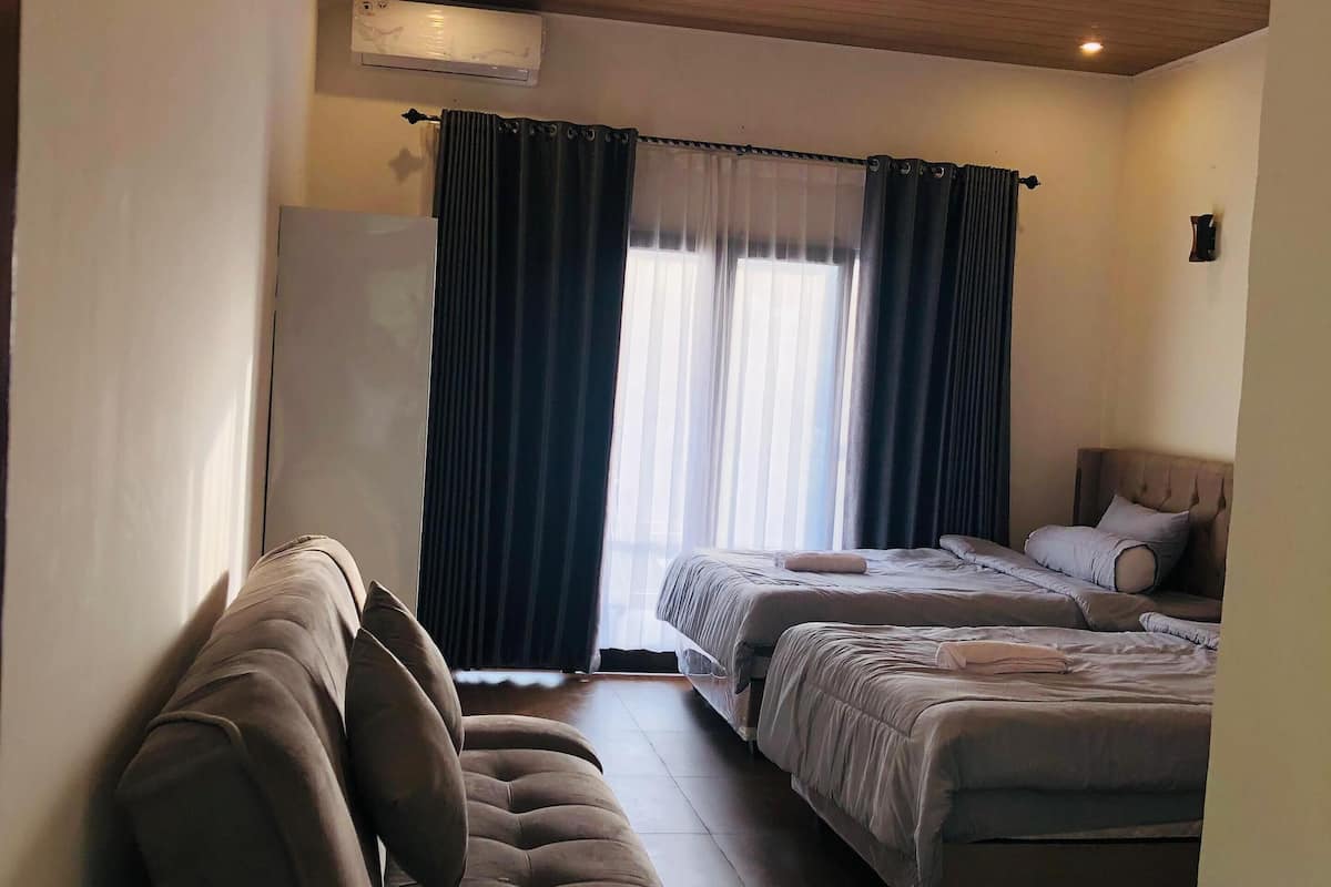 Twin Room | Seterika/papan seterika, Wi-fi percuma